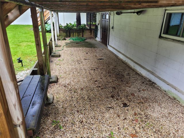 31 Apricot Road, Rocky Point, NY 11778