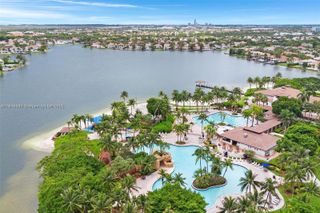 10730 NW 66th St 313, Doral, FL 33178