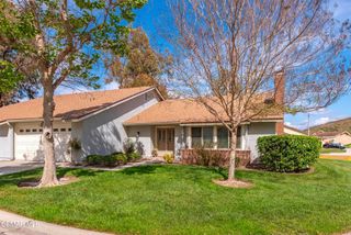 41055 Village 41, Camarillo, CA 93012