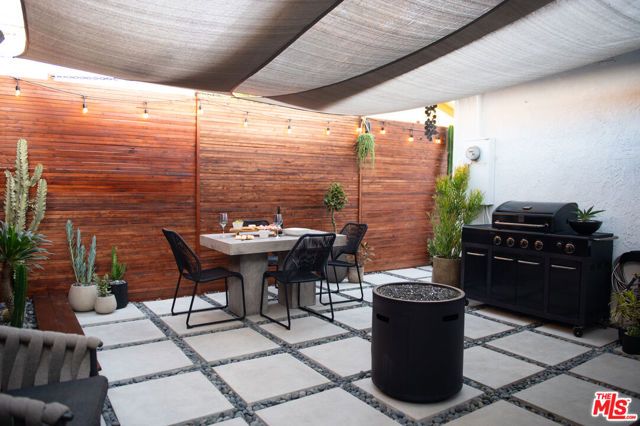 509 E Buckthorn Street, Inglewood, CA 90301