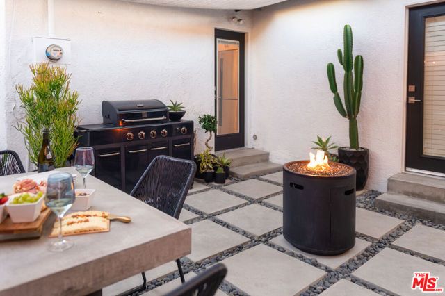 509 E Buckthorn Street, Inglewood, CA 90301