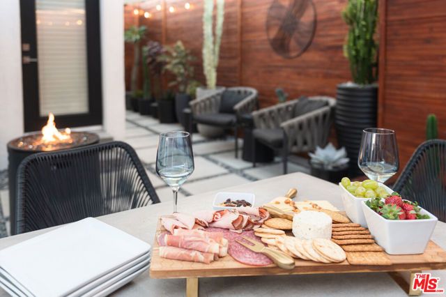 509 E Buckthorn Street, Inglewood, CA 90301