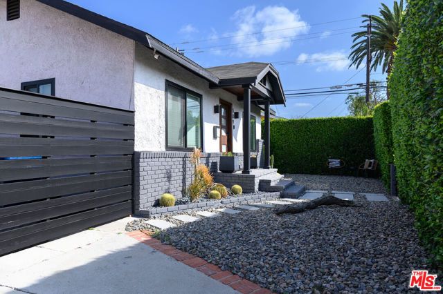 509 E Buckthorn Street, Inglewood, CA 90301