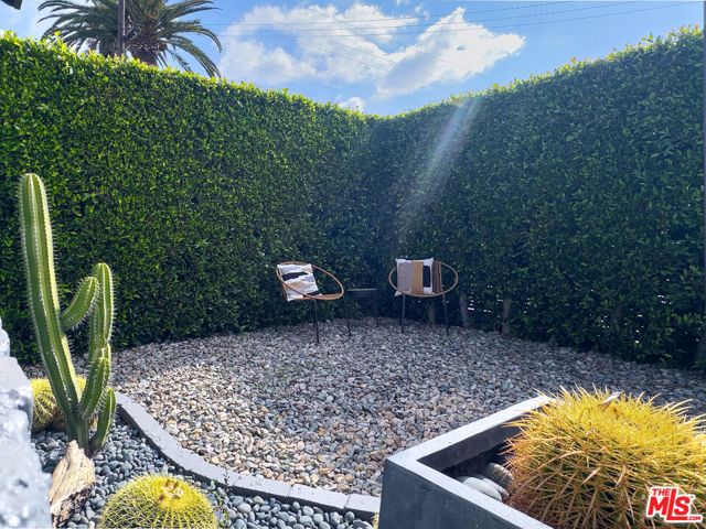 509 E Buckthorn Street, Inglewood, CA 90301