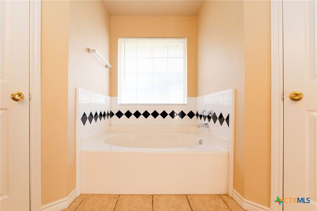 3163 Lomas Rodando Calzada, Kempner, TX 76539