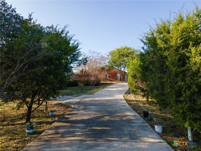 3163 Lomas Rodando Calzada, Kempner, TX 76539