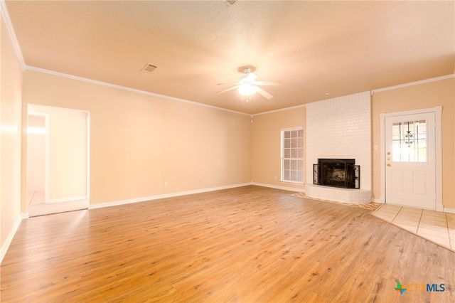 3163 Lomas Rodando Calzada, Kempner, TX 76539