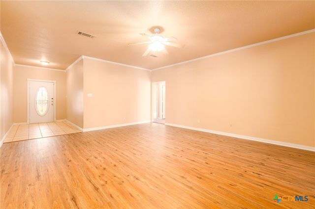 3163 Lomas Rodando Calzada, Kempner, TX 76539