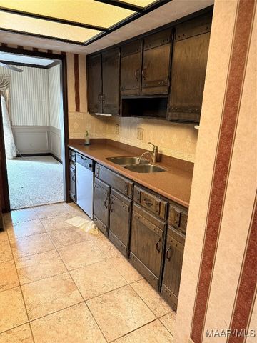 6113 HELGA Place, Montgomery, AL 36117