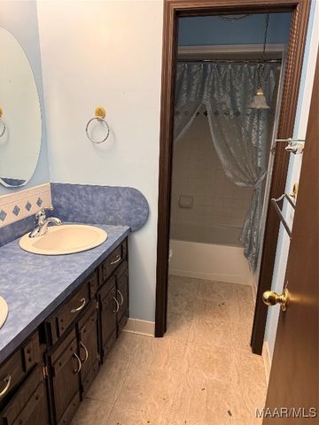 6113 HELGA Place, Montgomery, AL 36117