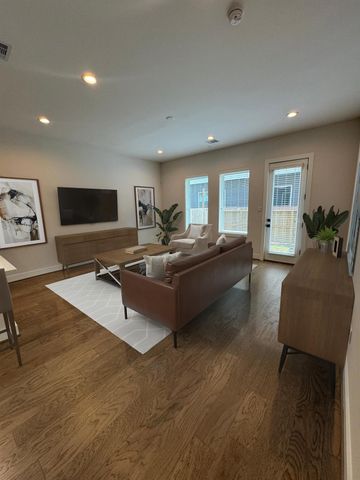 2625 Paul Quinn Street A, Houston, TX 77091