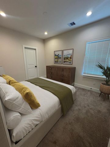 2625 Paul Quinn Street A, Houston, TX 77091