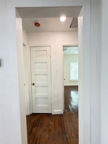 1804 Andrew Avenue, Fort Worth, TX 76105