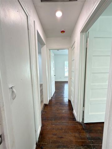 1804 Andrew Avenue, Fort Worth, TX 76105