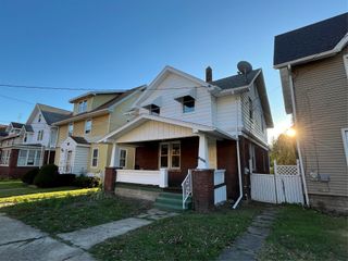2712 EAST Avenue, Erie, PA 16504