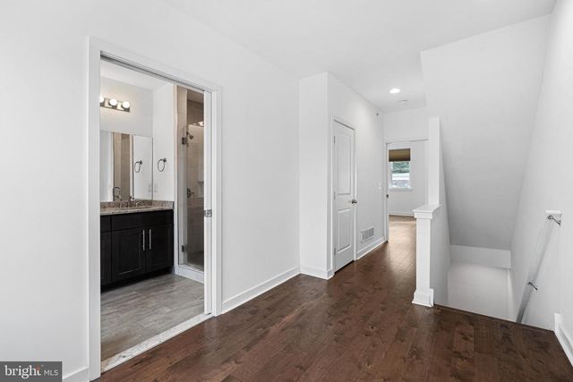 4118 TOWER ST, Philadelphia, PA 19127