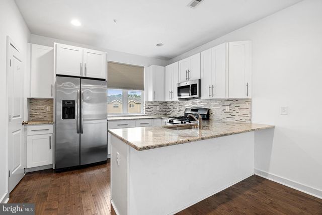 4118 TOWER ST, Philadelphia, PA 19127