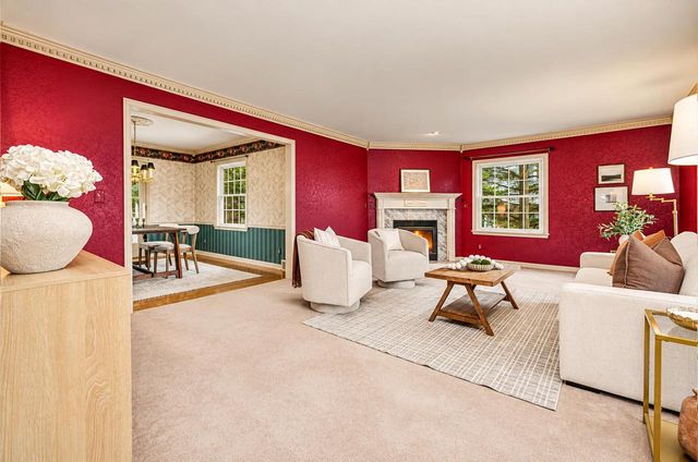 1150 Red Barn LANE, Elm Grove, WI 53122