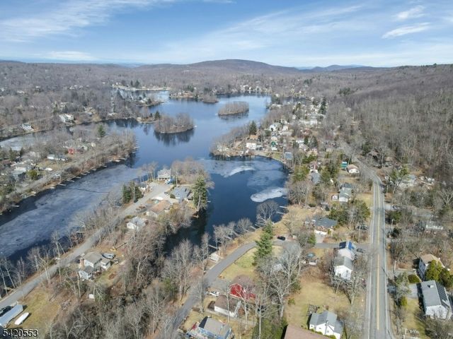 199 Lake Shore Dr, West Milford Twp., NJ 07421