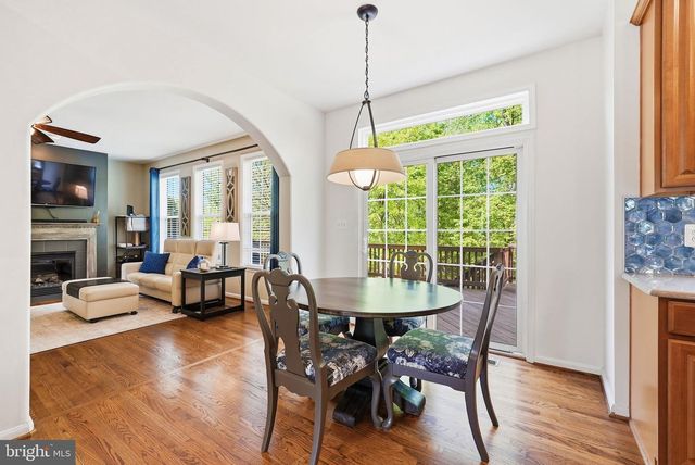 8315 SHIMMERING ROCK RD, Gainesville, VA 20155