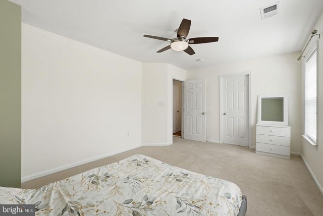 8315 SHIMMERING ROCK RD, Gainesville, VA 20155