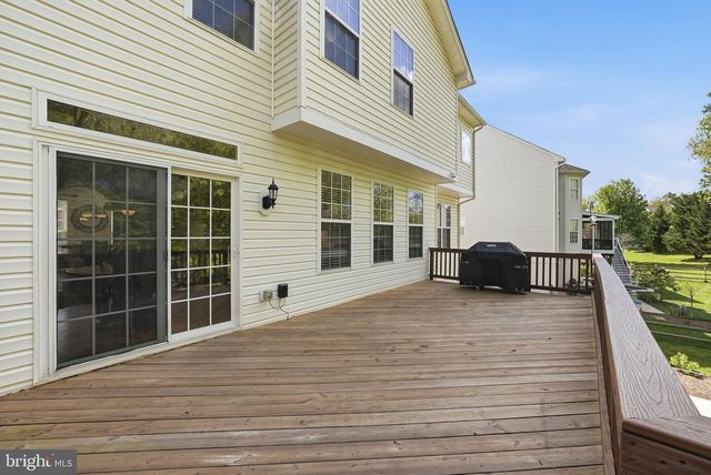 8315 SHIMMERING ROCK RD, Gainesville, VA 20155