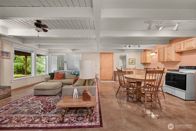 3717 Toad Lake Road, Bellingham, WA 98226