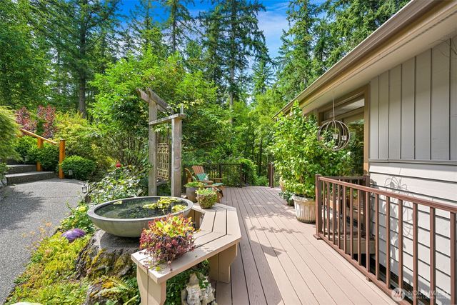 3717 Toad Lake Road, Bellingham, WA 98226