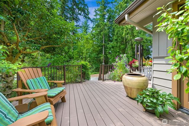 3717 Toad Lake Road, Bellingham, WA 98226