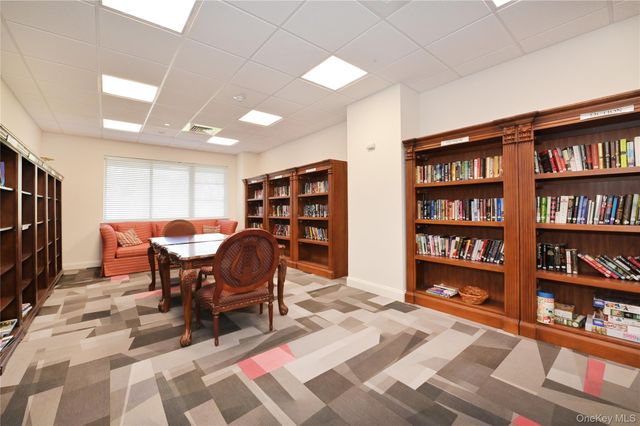 100 Harbor View Drive SW 335, Port Washington, NY 11050
