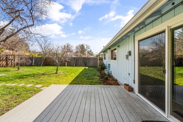 349 Tudor Street, Ashland, OR 97520