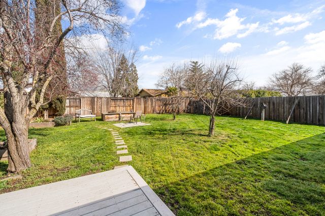 349 Tudor Street, Ashland, OR 97520