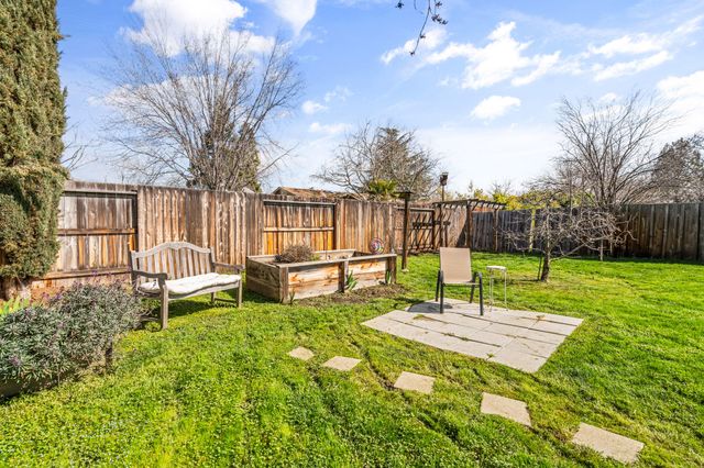 349 Tudor Street, Ashland, OR 97520