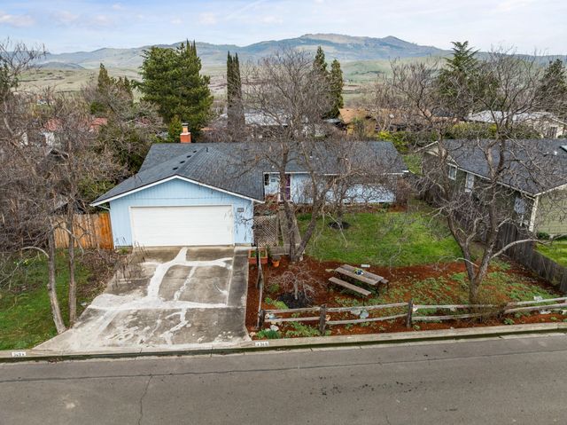 349 Tudor Street, Ashland, OR 97520