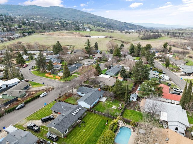 349 Tudor Street, Ashland, OR 97520