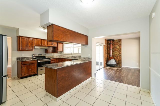 8229 MALVERN CIRCLE, Tampa, FL 33634