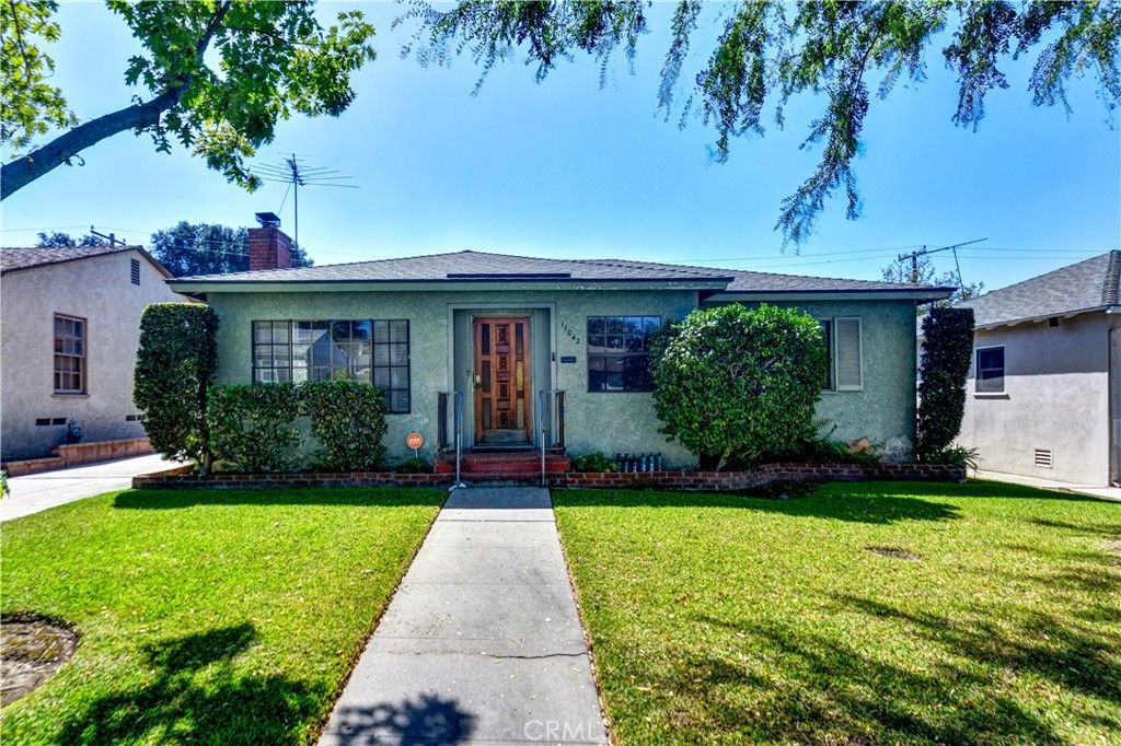 11042 Maple, Whittier, CA 90601 — exterior
