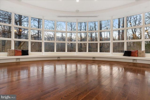 230 BROOKS BND, Princeton, NJ 08540