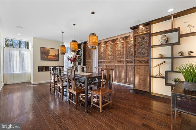 230 BROOKS BND, Princeton, NJ 08540