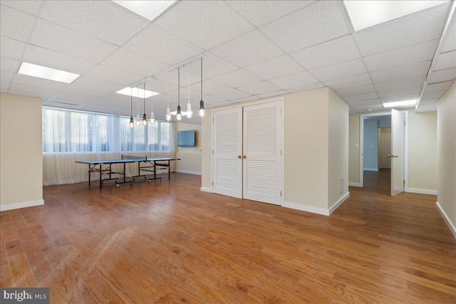 230 BROOKS BND, Princeton, NJ 08540