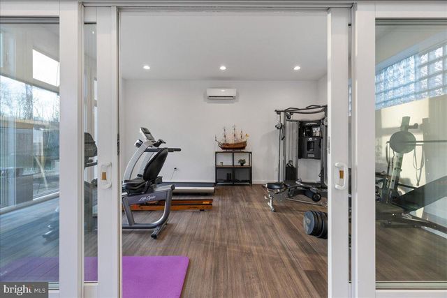 230 BROOKS BND, Princeton, NJ 08540