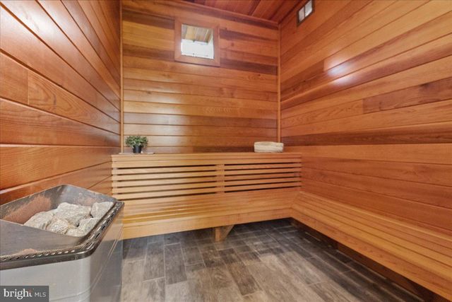 230 BROOKS BND, Princeton, NJ 08540