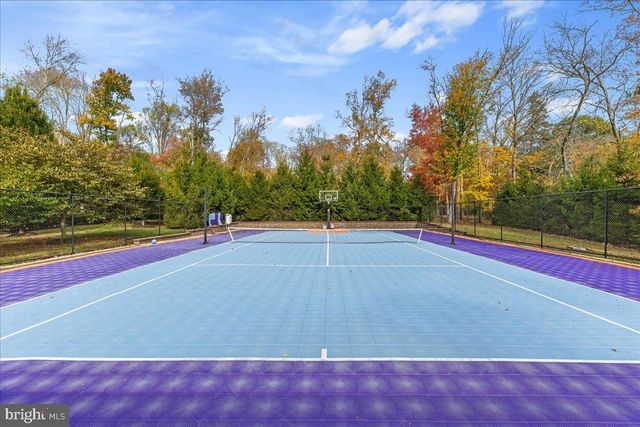 230 BROOKS BND, Princeton, NJ 08540