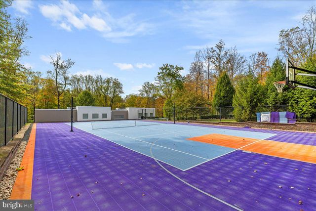 230 BROOKS BND, Princeton, NJ 08540