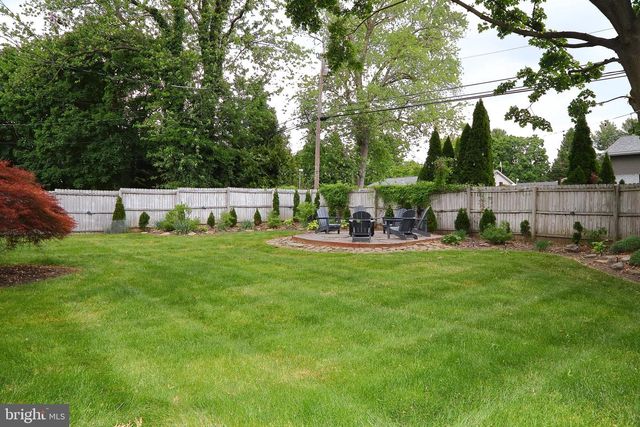 445 HAVERHILL RD, Lancaster, PA 17601