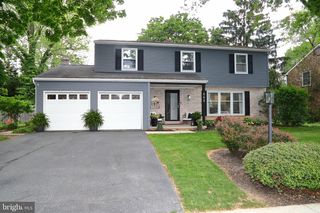 445 HAVERHILL RD, Lancaster, PA 17601