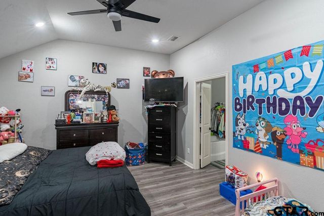 535 S Bolton, Jacksonville, TX 75766