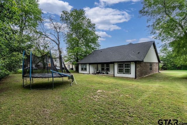 535 S Bolton, Jacksonville, TX 75766