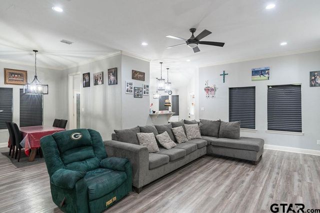 535 S Bolton, Jacksonville, TX 75766