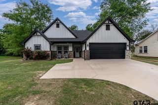 535 S Bolton, Jacksonville, TX 75766